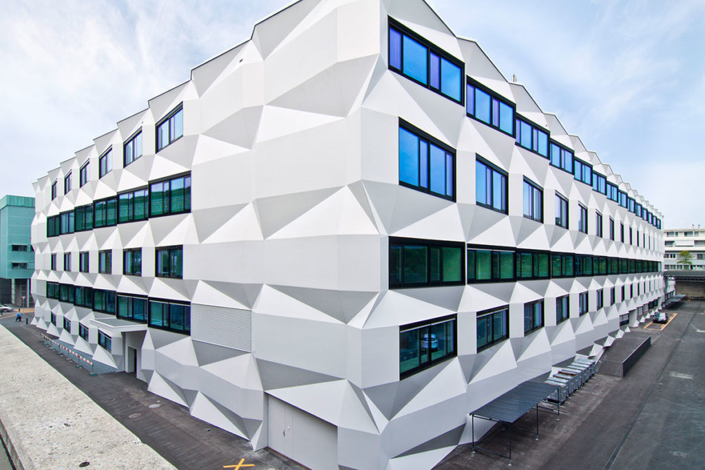UNI PHZ Luzern Fassadenverkleidung | Circelli AG